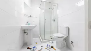 ile kosztuje remont małej łazienki w bloku